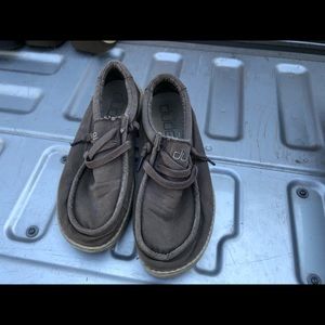 Hey Dude Shoes 9